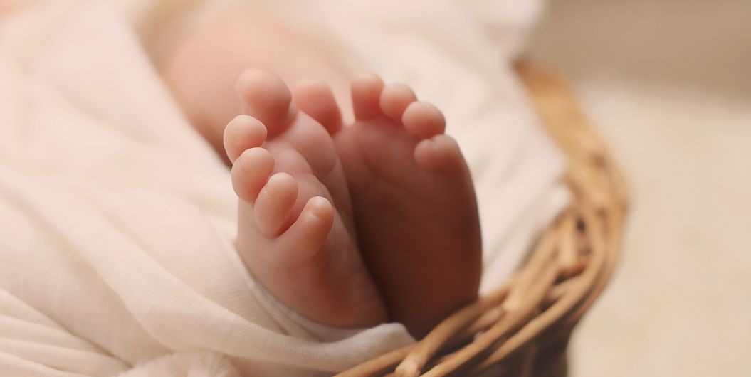 baby feet